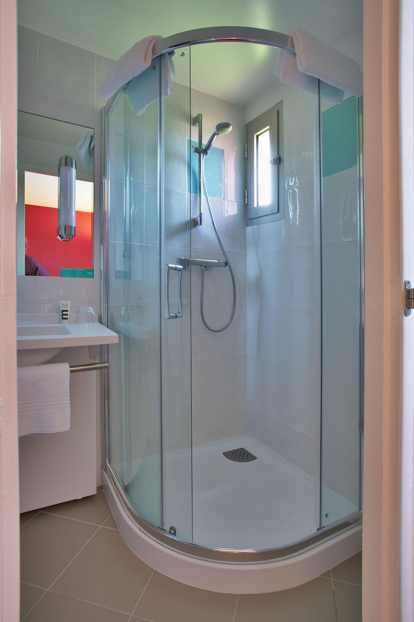 Mercure Hexagone Luxeuil Екстериор снимка