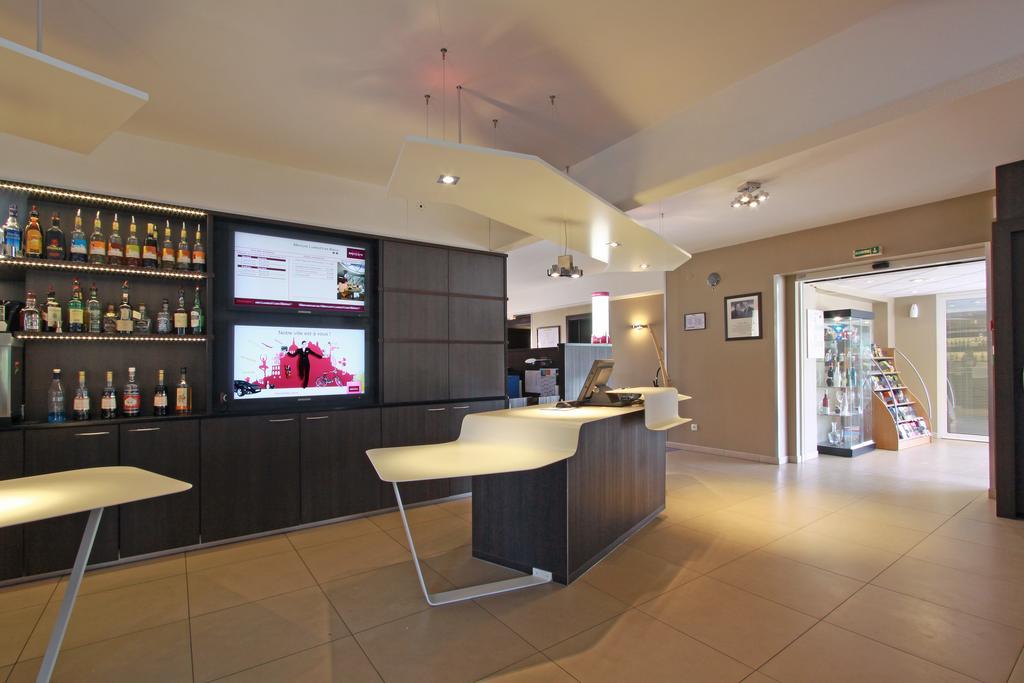 Mercure Hexagone Luxeuil Екстериор снимка