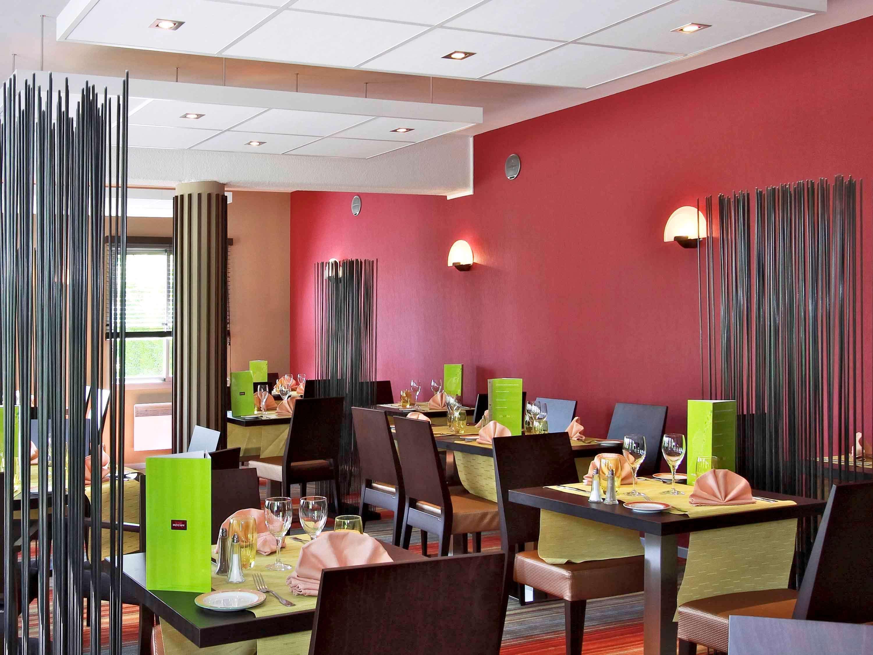 Mercure Hexagone Luxeuil Екстериор снимка