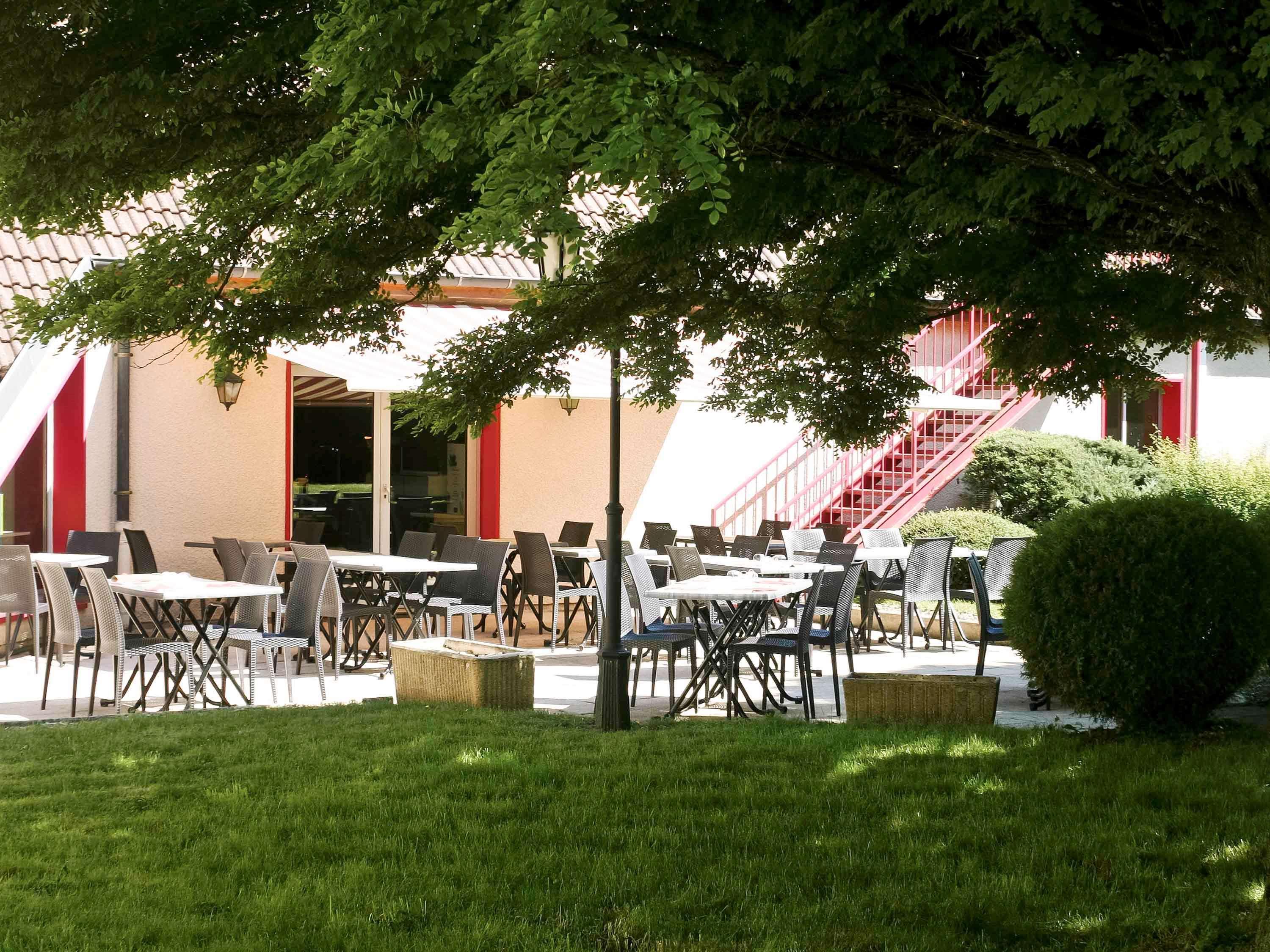 Mercure Hexagone Luxeuil Екстериор снимка