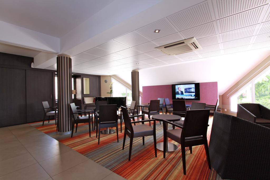 Mercure Hexagone Luxeuil Екстериор снимка