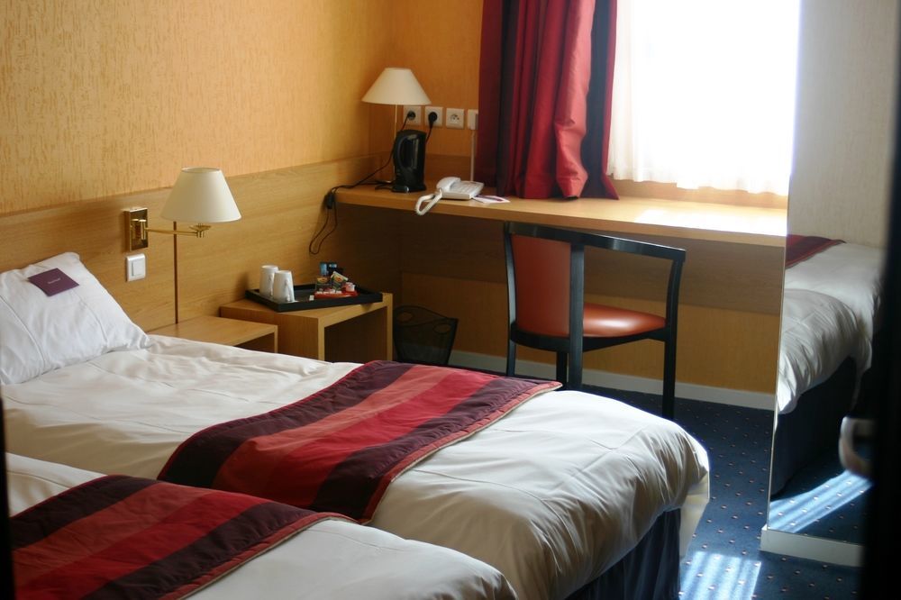 Mercure Hexagone Luxeuil Екстериор снимка