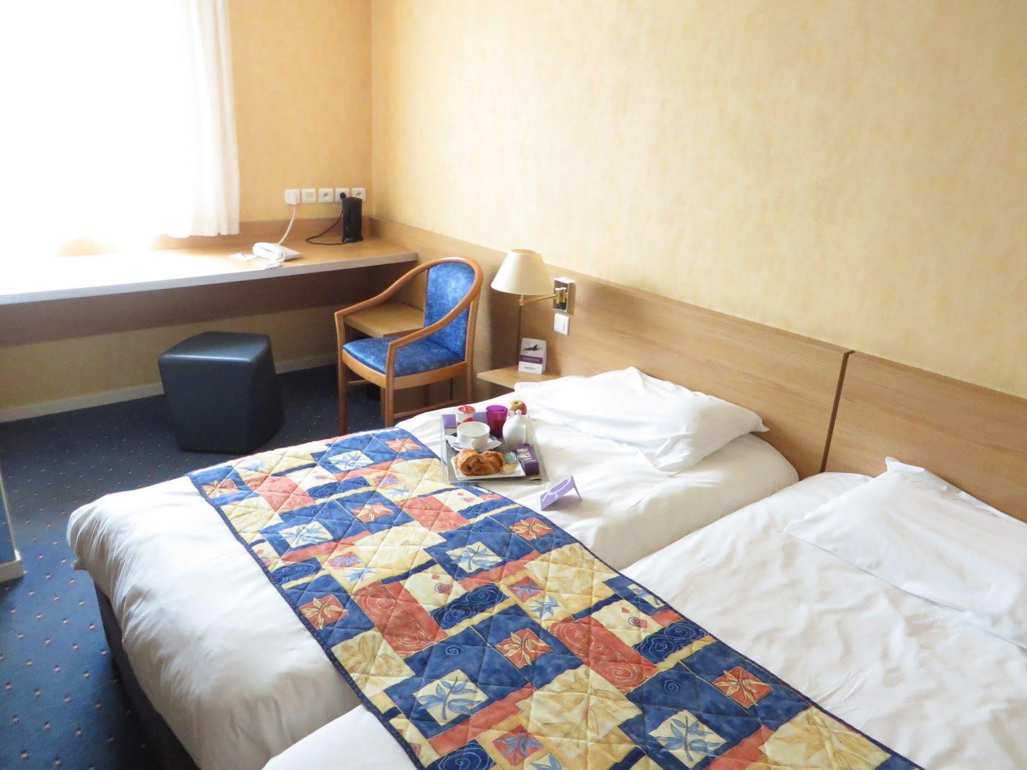 Mercure Hexagone Luxeuil Екстериор снимка